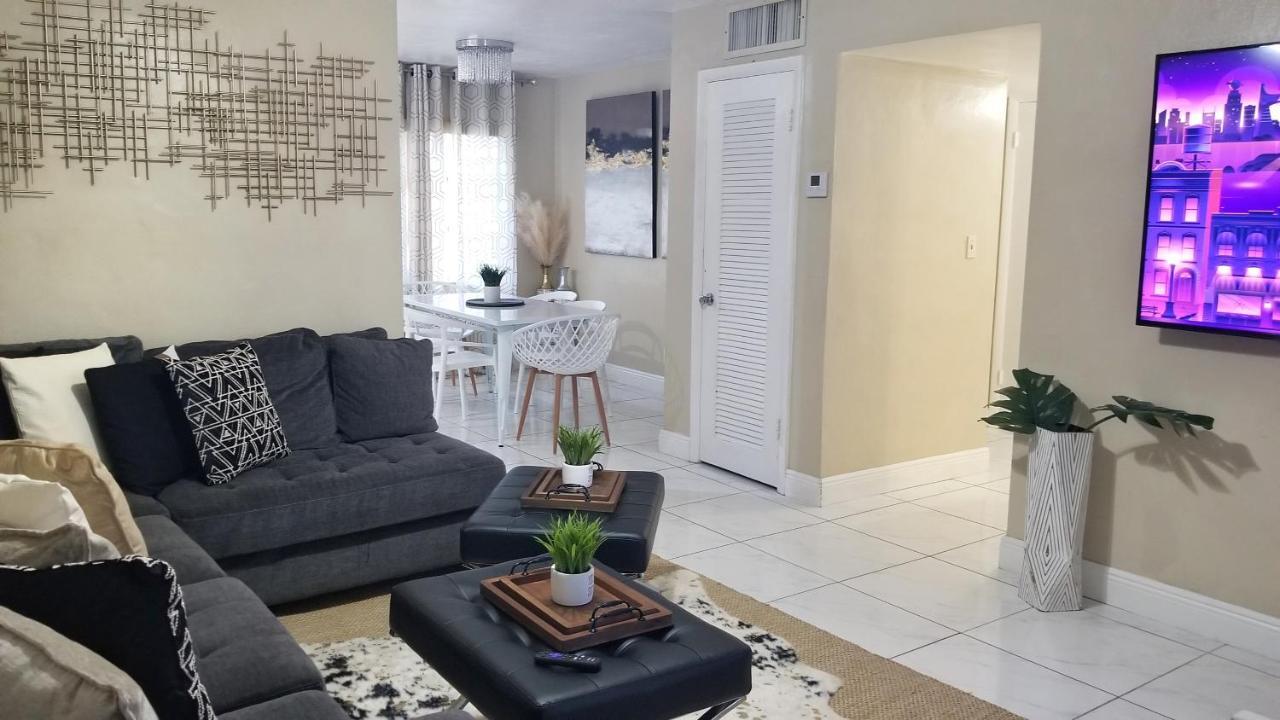 Glam 2 Bedroom Apartment Close To Nsu In Cooper City Exteriér fotografie