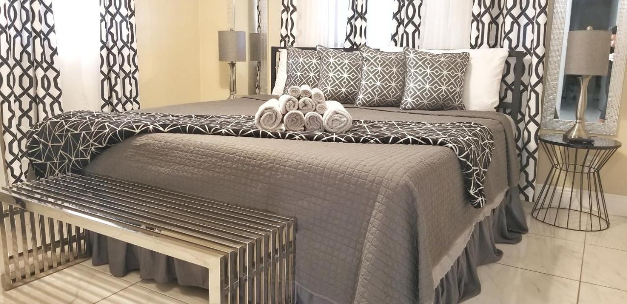 Glam 2 Bedroom Apartment Close To Nsu In Cooper City Exteriér fotografie