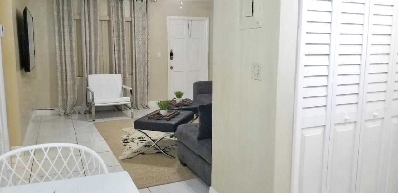 Glam 2 Bedroom Apartment Close To Nsu In Cooper City Exteriér fotografie